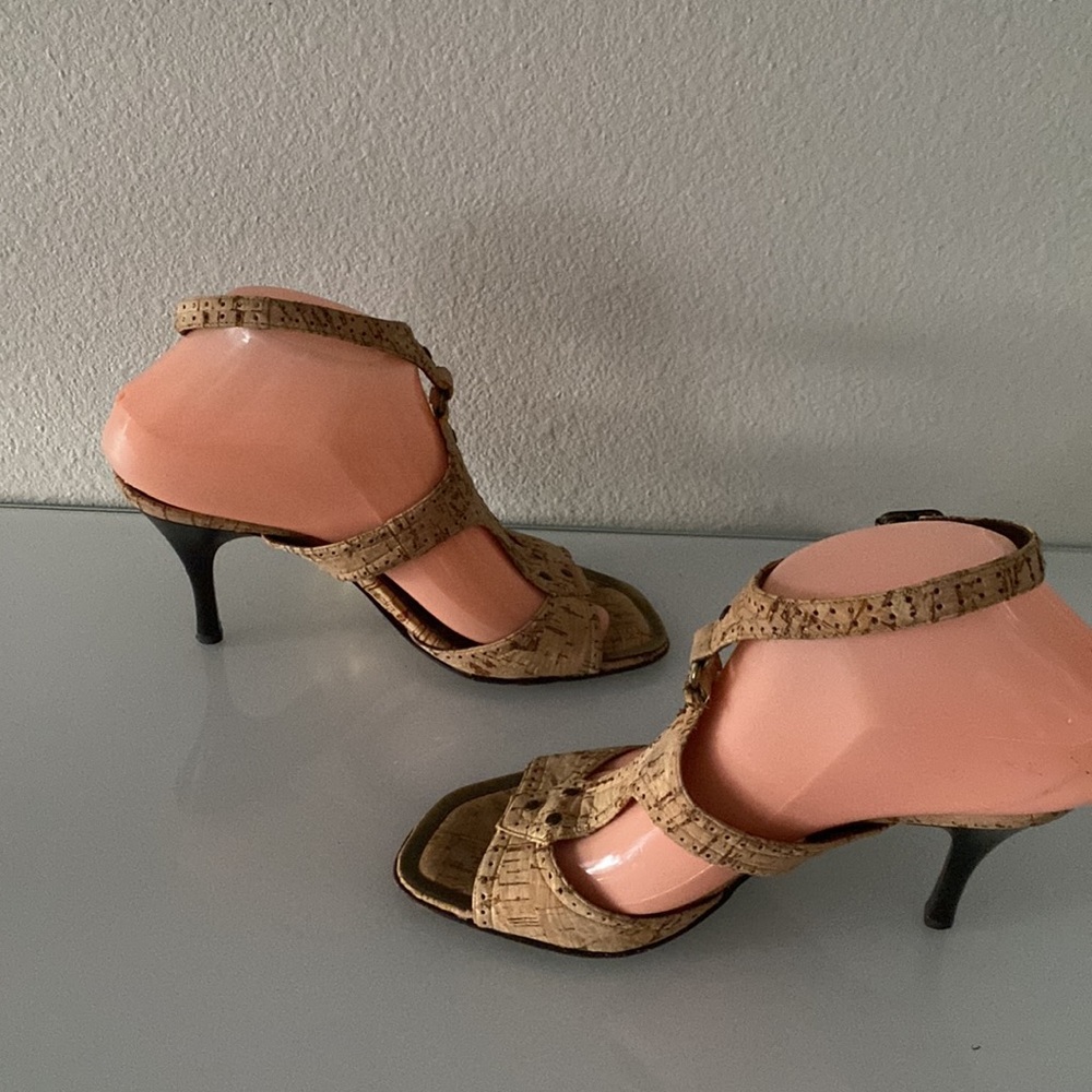 Donald J Pliner Cork Strappy Heels - Picture 3 of 8